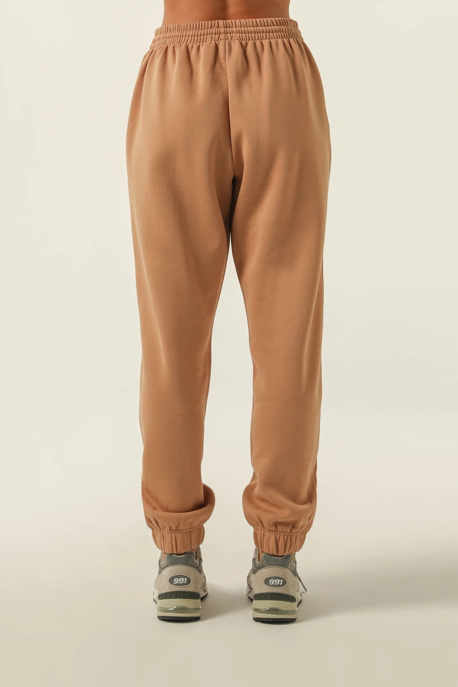 CARTER CURATED TRACKPANT - COFFEE - Leela Rose Boutique