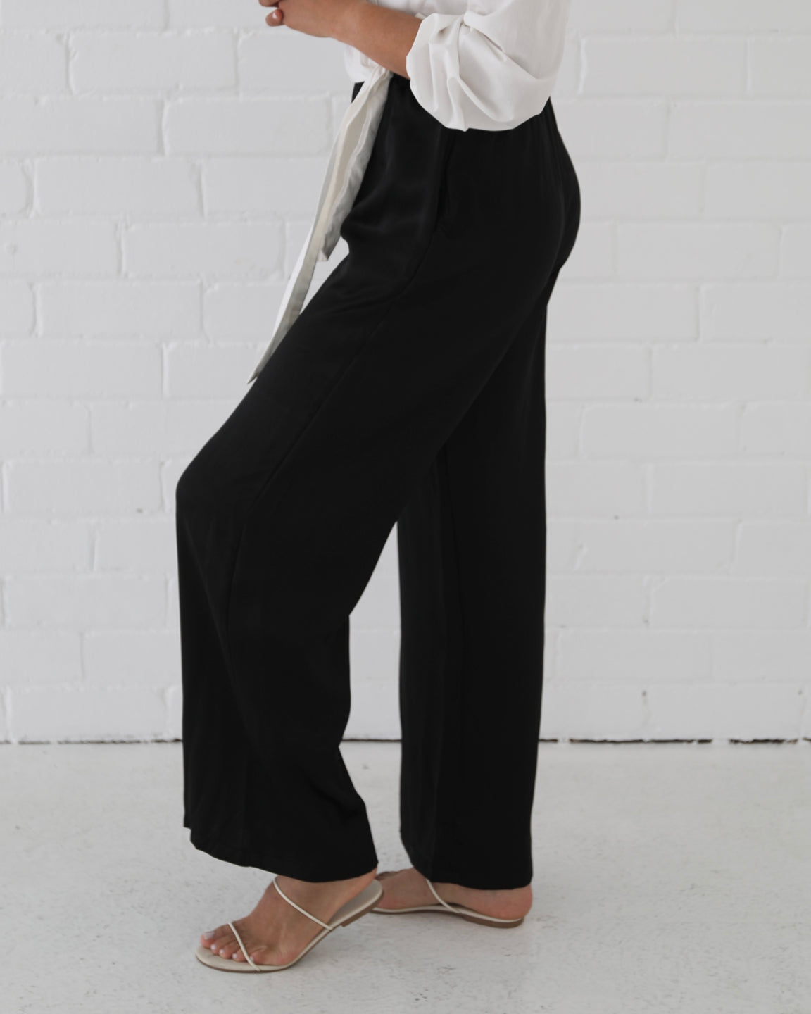 Coastal Silk Pant | BLACK - Leela Rose Boutique