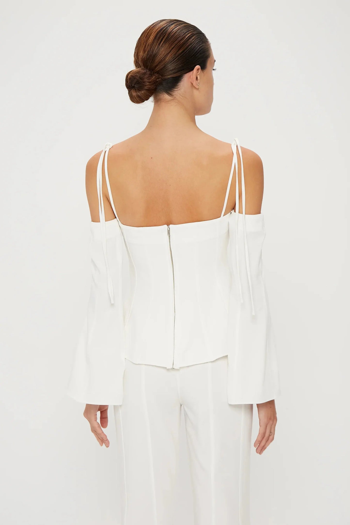 CUT THROUGH OFF THE SHOULDER TOP - OFF WHITE - Leela Rose Boutique