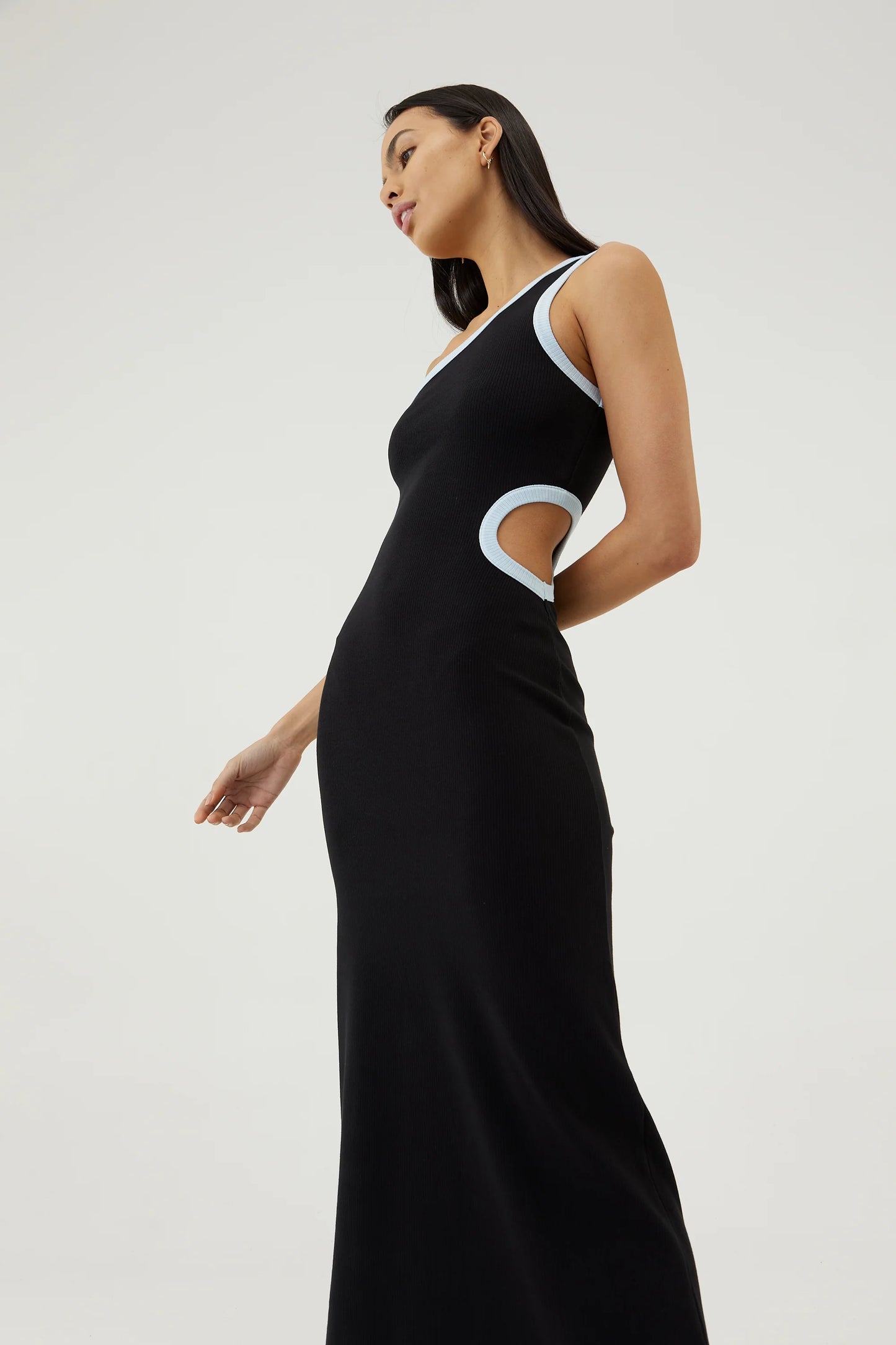 RING AROUND ONE SHOULDER MAXI - BLACK - Leela Rose Boutique