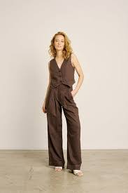 Noa Waistooat - Seal Brown - Leela Rose Boutique